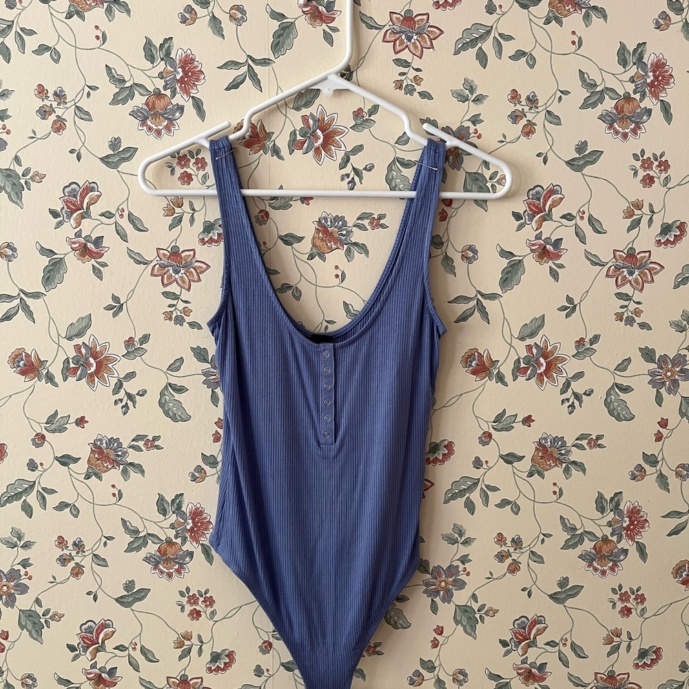 Blue Ribbed Women's Top - Picture 4 of 4